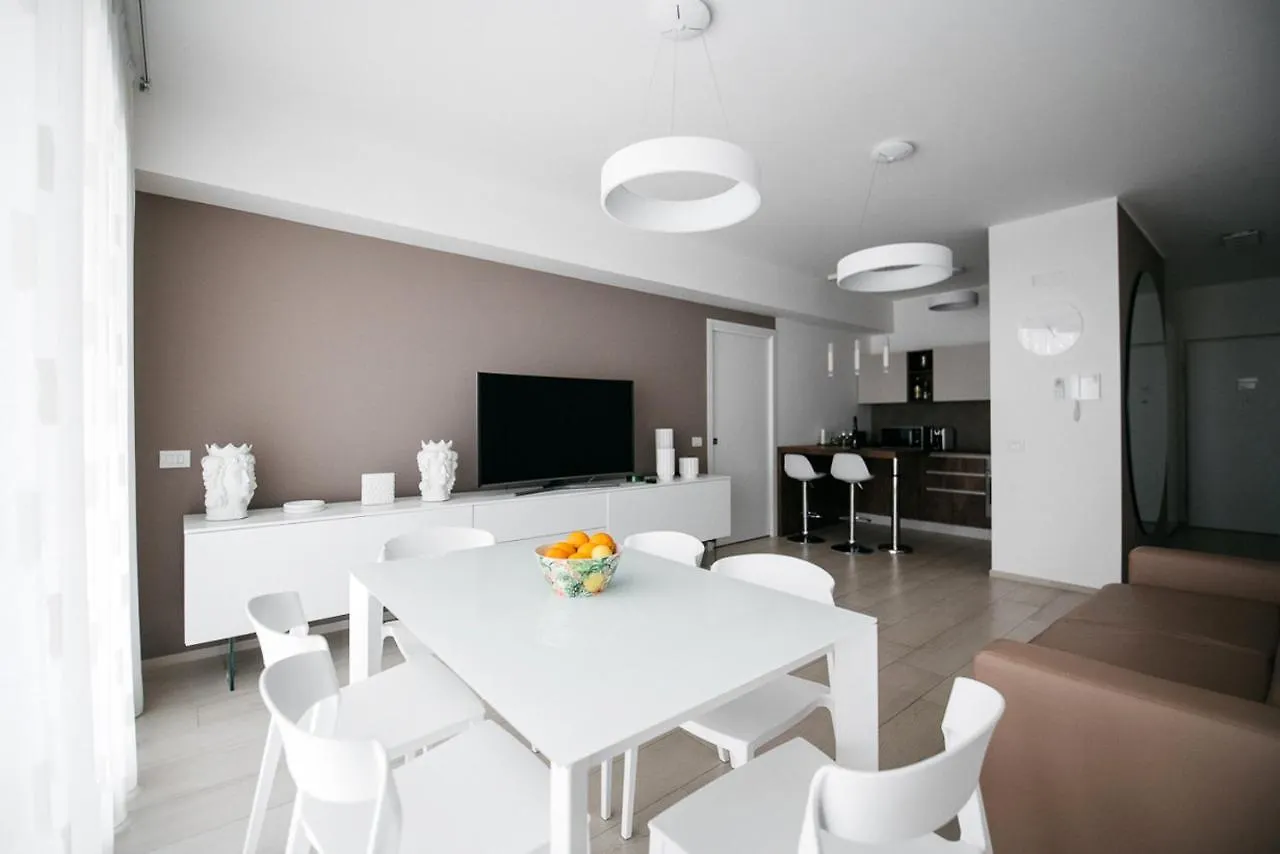 Diana - Taormina Minerva Luxury Apartment By Taormina Holidays