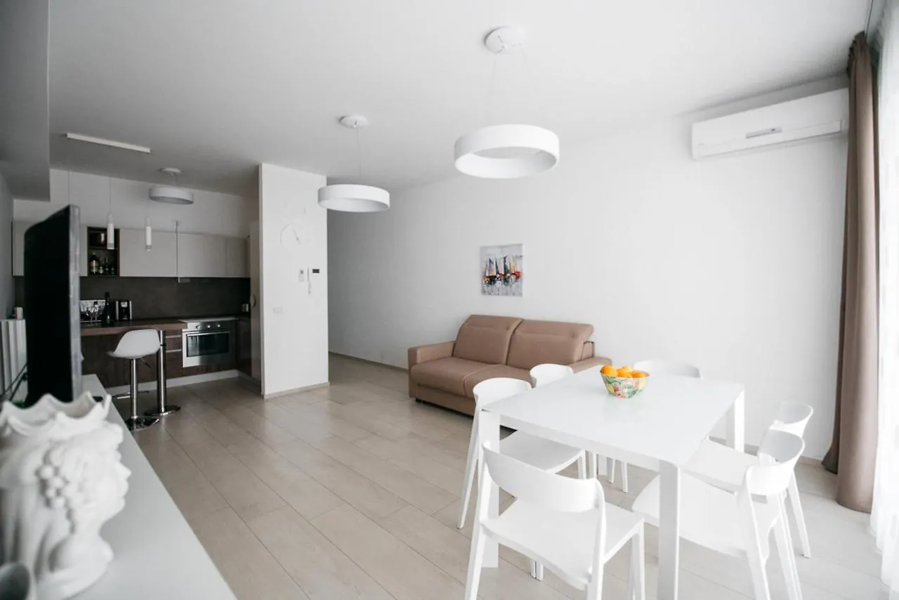 Diana - Taormina Minerva Luxury Apartment By Taormina Holidays