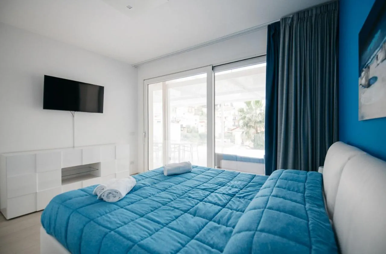 Diana - Taormina Minerva Luxury Apartment By Taormina Holidays