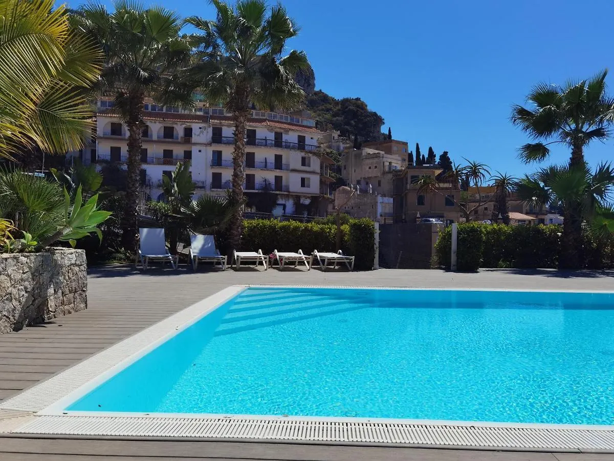 Diana - Taormina Minerva Luxury Apartment By Taormina Holidays